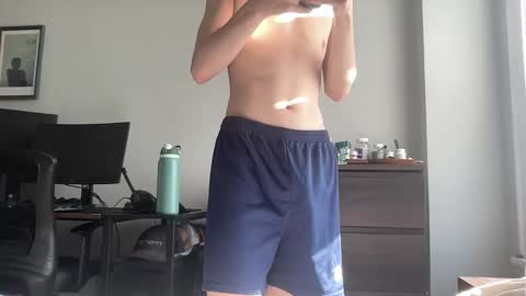 Snapshot of daddysfavorite01 chatting on 3, 2, 2026 daddys boy online show from 3, 2, 2026