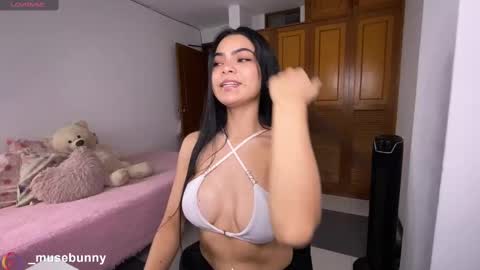 Sophie online show from 17, 9, 2025