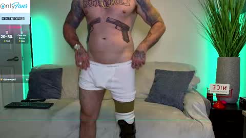 Snapshot of daddyxxluna chatting on 14, 10, 2025 ConstructionDaddy and Lady Luna online show from 14, 10, 2025