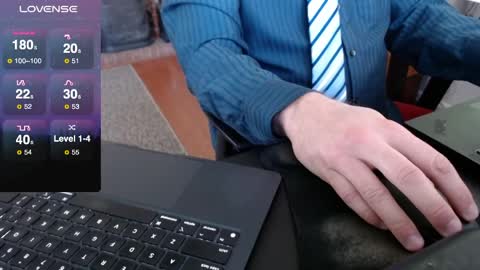 Snapshot of dadssecret69 chatting on 23, 4, 2026 DadsSecret online show from 23, 4, 2026