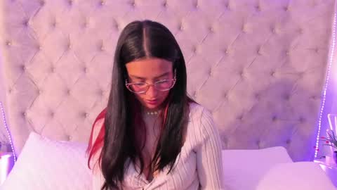 Snapshot of dafne_bss chatting on 11, 4, 2026 dafne_bss online show from 11, 4, 2026