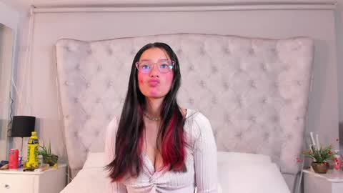 Snapshot of dafne_bss chatting on 13, 4, 2026 dafne_bss online show from 13, 4, 2026