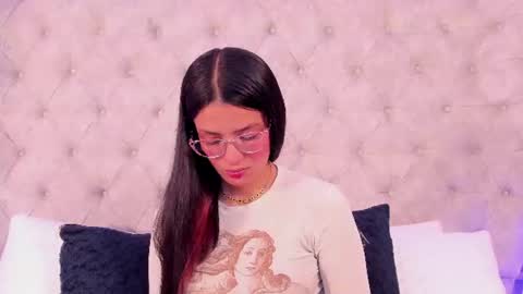 Snapshot of dafne_bss chatting on 26, 6, 2026 dafne_bss online show from 26, 6, 2026