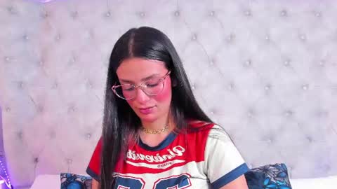 Snapshot of dafne_bss chatting on 9, 7, 2026 dafne_bss online show from 9, 7, 2026