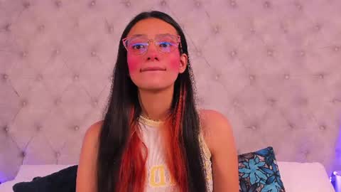 Snapshot of dafne_bss chatting on 12, 7, 2026 dafne_bss online show from 12, 7, 2026