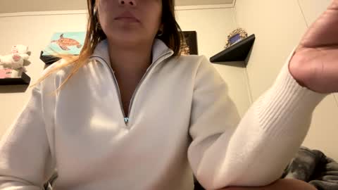 Snapshot of dafnecloutier chatting on 13, 1, 2025 Dafne 27 Cory-24 online show from 13, 1, 2025