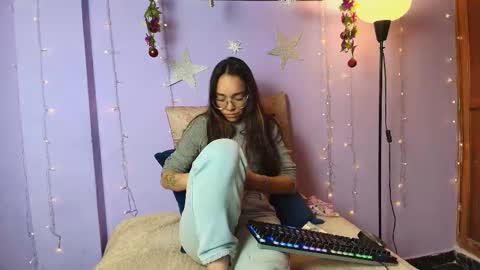 dafnemel online show from 22, 12, 2025