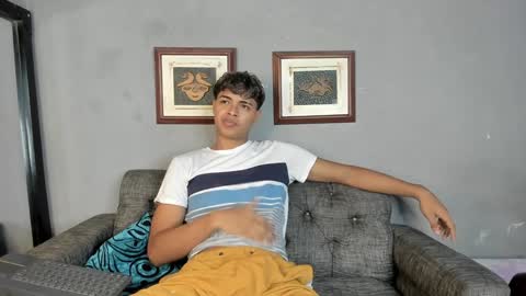 Snapshot of dafnezahiraa_ chatting on 27, 12, 2024 dafnezahiraa  online show from 27, 12, 2024