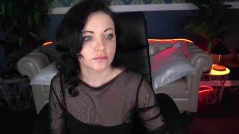 Dafni Mon online show from 6, 4, 2026