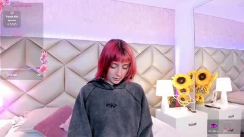 Dafnne online show from 5, 12, 2025