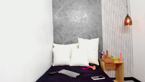  Dahiana   online show from 27, 2, 2025