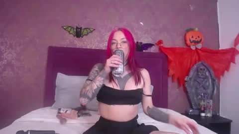 dahiana klimt online show from 30, 10, 2025