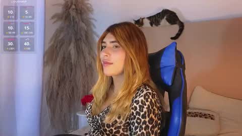 Dahiana online show from 25, 11, 2025