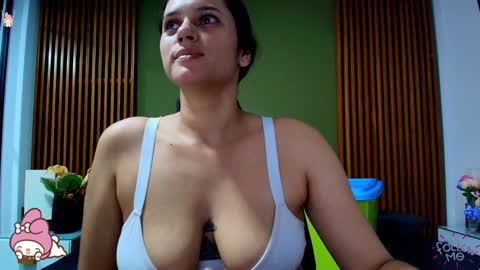 Snapshot of dahiana_spark chatting on 3, 2, 2025 Dahiana online show from 3, 2, 2025