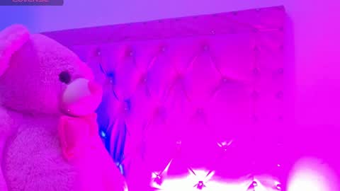    online show from 18, 12, 2024