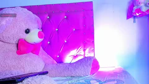    online show from 19, 2, 2025