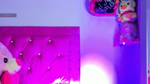    online show from 27, 2, 2025