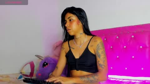 Snapshot of dahiangomezz chatting on 25, 4, 2026 online show from 25, 4, 2026