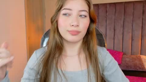 Snapshot of dahlia_rousse chatting on 7, 5, 2026 Dahlia online show from 7, 5, 2026