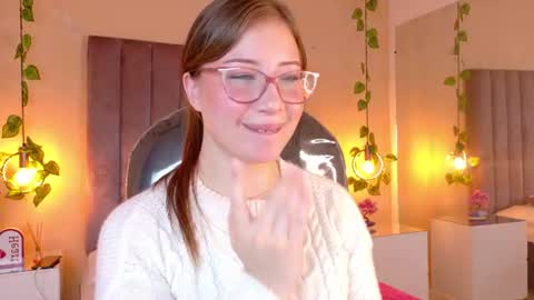 Snapshot of dahlia_rousse chatting on 18, 6, 2026 Dahlia online show from 18, 6, 2026