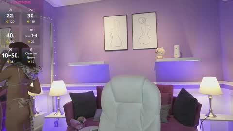 Snapshot of dahliagraey chatting on 4, 11, 2025 Dahlia Grey online show from 4, 11, 2025