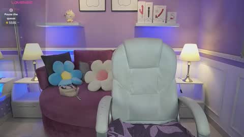 Snapshot of dahliagraey chatting on 24, 11, 2025 Dahlia Grey online show from 24, 11, 2025