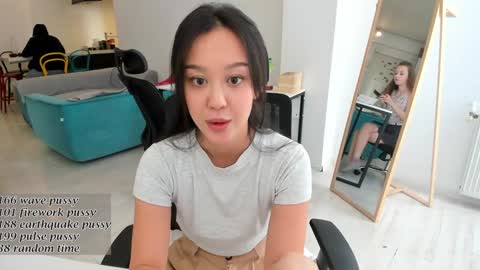 Snapshot of daily_love chatting on 27, 10, 2025 daily_love online show from 27, 10, 2025