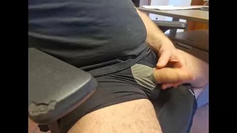 Snapshot of dailymonster chatting on 17, 4, 2026 dailymonster online show from 17, 4, 2026