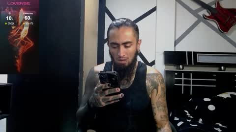 Snapshot of daimon_rock01 chatting on 15, 3, 2026 felipe online show from 15, 3, 2026