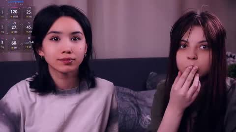 Aoi and Lily best friends online show from 8, 5, 2026