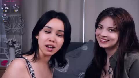 Aoi and Lily best friends online show from 11, 6, 2026
