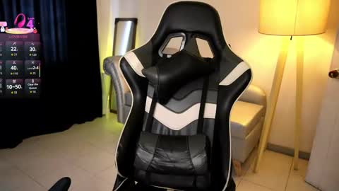 Lauren            online show from 9, 9, 2025