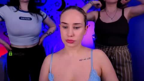 Snapshot of daisy_candy chatting on 22, 5, 2026 Little Di online show from 22, 5, 2026