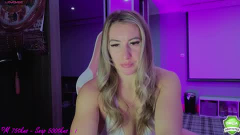 DaisyDeliciousxx online show from 13, 10, 2025