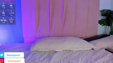 Snapshot of daisytaylor_ chatting on 13, 10, 2025 Daisy online show from 13, 10, 2025