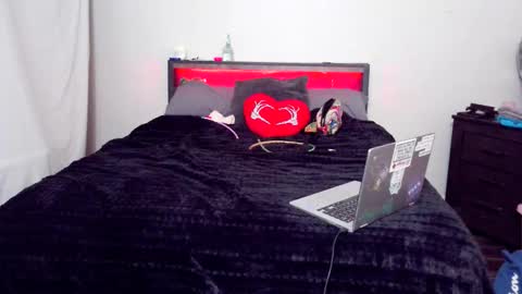 Snapshot of daisywylde chatting on 16, 10, 2025 Daisy Wylde online show from 16, 10, 2025