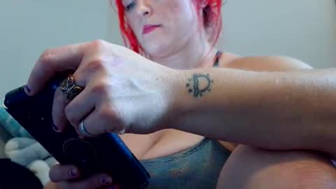 Snapshot of daisywylde chatting on 19, 10, 2025 Daisy Wylde online show from 19, 10, 2025