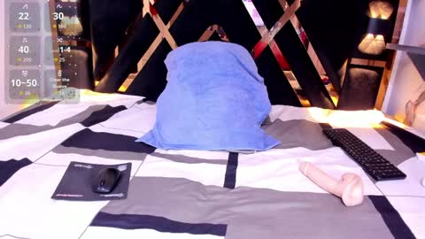 Snapshot of dajacat chatting on 8, 4, 2026 Dajacat online show from 8, 4, 2026