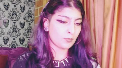    --  -- help me reach 100 hands up  online show from 8, 2, 2025