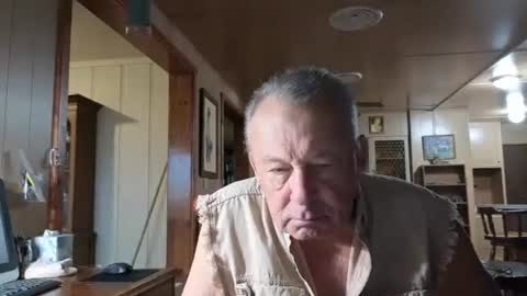 Snapshot of dakit2 chatting on 15, 11, 2025 dakit online show from 15, 11, 2025