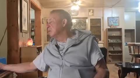 Snapshot of dakit2 chatting on 24, 11, 2025 dakit online show from 24, 11, 2025