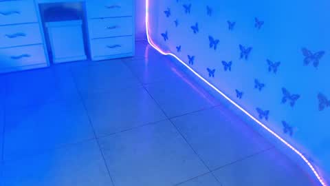 VALENTINA  online show from 5, 4, 2026