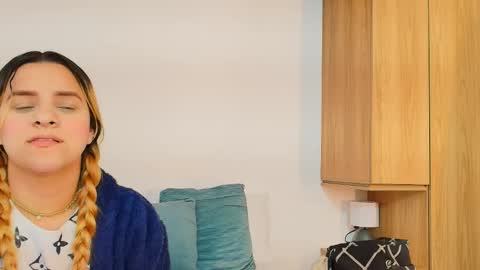 Snapshot of dakota_megan chatting on 13, 11, 2025 Dakota-Megan online show from 13, 11, 2025