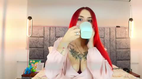 Snapshot of dakota_megan chatting on 5, 12, 2025 Dakota-Megan online show from 5, 12, 2025