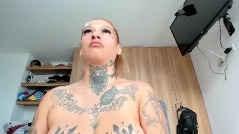 dakota_stream online show from 15, 7, 2026