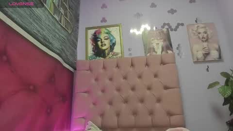 Mariana online show from 3, 10, 2025