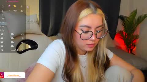 Snapshot of dakottaa__ chatting on 20, 5, 2026 dakottaa__ online show from 20, 5, 2026