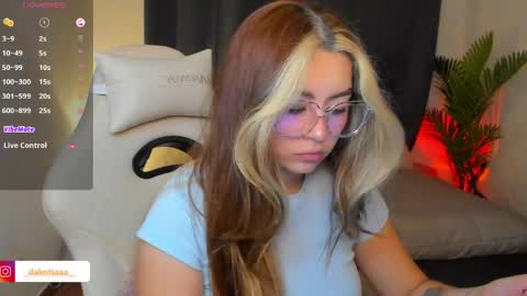 Snapshot of dakottaa__ chatting on 23, 5, 2026 dakottaa__ online show from 23, 5, 2026