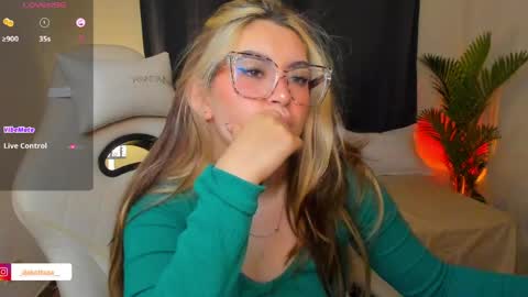 Snapshot of dakottaa__ chatting on 6, 6, 2026 dakottaa__ online show from 6, 6, 2026