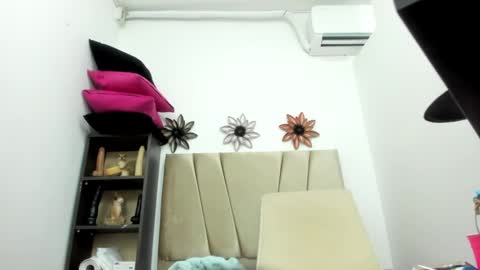 Snapshot of dalia_2 chatting on 14, 9, 2025 Ren online show from 14, 9, 2025